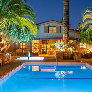 Sparrows Resort