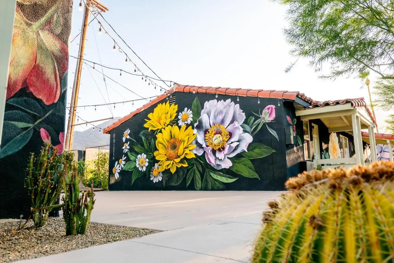 Fleur Noire Hotel Palm Springs